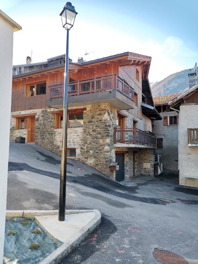 Maison De Village Au Pied Des 3 Vallees Villarlurin Екстериор снимка