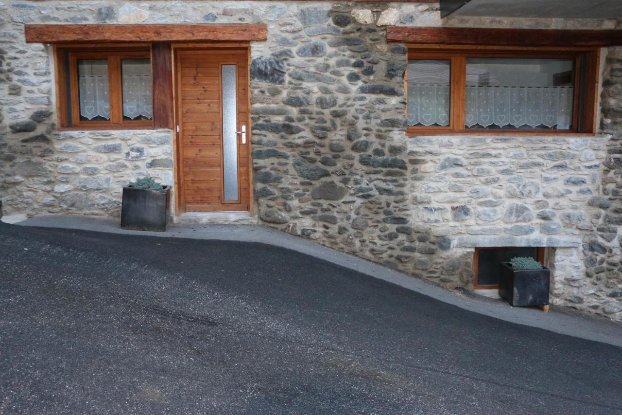 Maison De Village Au Pied Des 3 Vallees Villarlurin Екстериор снимка