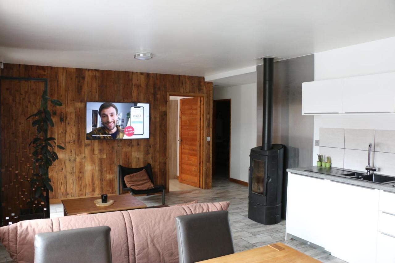 Maison De Village Au Pied Des 3 Vallees Villarlurin Екстериор снимка